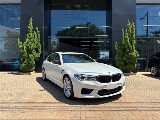 BMW M5 4.4 V8 TWIN POWER M XDRIVE STEPTRONIC